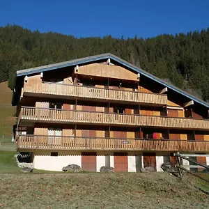 4 Personnes Au Pied Des Pistes Du Linga A Châtel